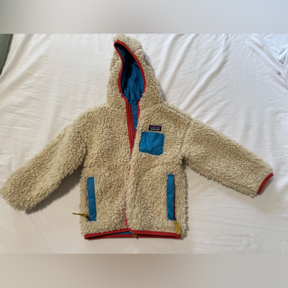 Patagonia Cream Sherpa with Blue Pocket